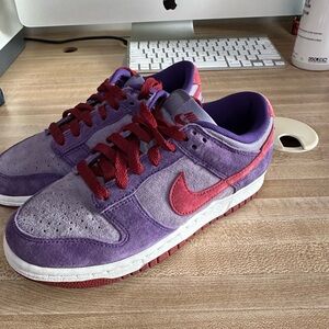Nike Dunk Low Plum Sneakers